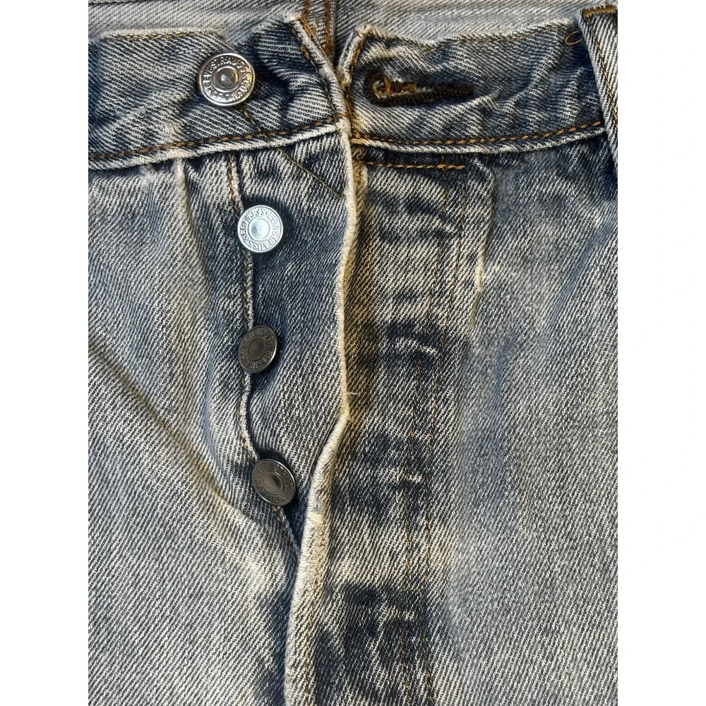 Levis 501 Jeans Mens Fit 36x28 Blue Denim Thrashed Straight Holes Raw‎ Hem